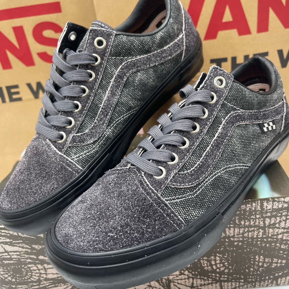 Vans WMNS Skate Old Skool
Quasi Asphalt Sneakers
VN0A5FCB107 - Picture 11 of 16
